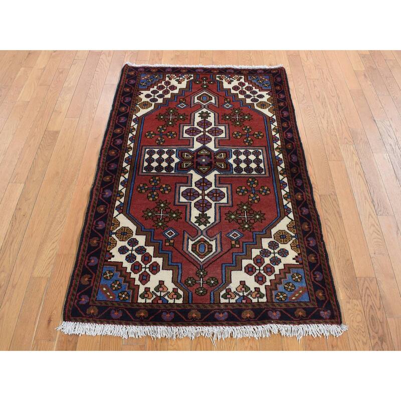 Shahbanu Rugs Alabama Crimson Red Vintage Bohemian Persian Hamadan Cross Design Pure Wool Hand